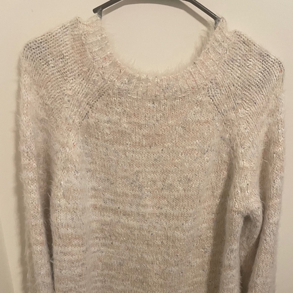 Lou & Grey Pale Pink Fuzzy Soft Knit Crewneck Sweater Size Small
